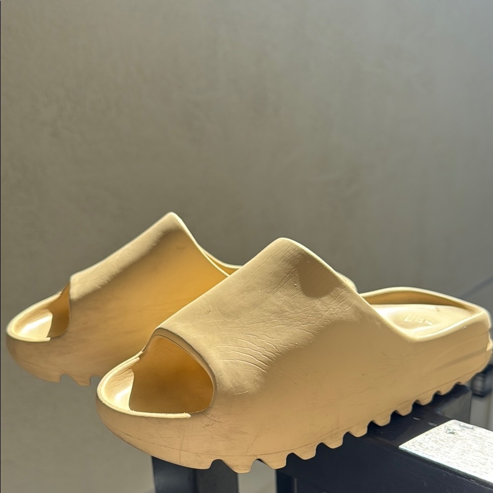 Yeezy Yellow Slippers with Chunky Sole and Minimalist Design